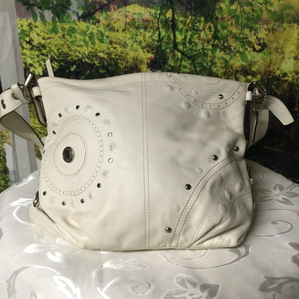 COACH White  Hand Bag